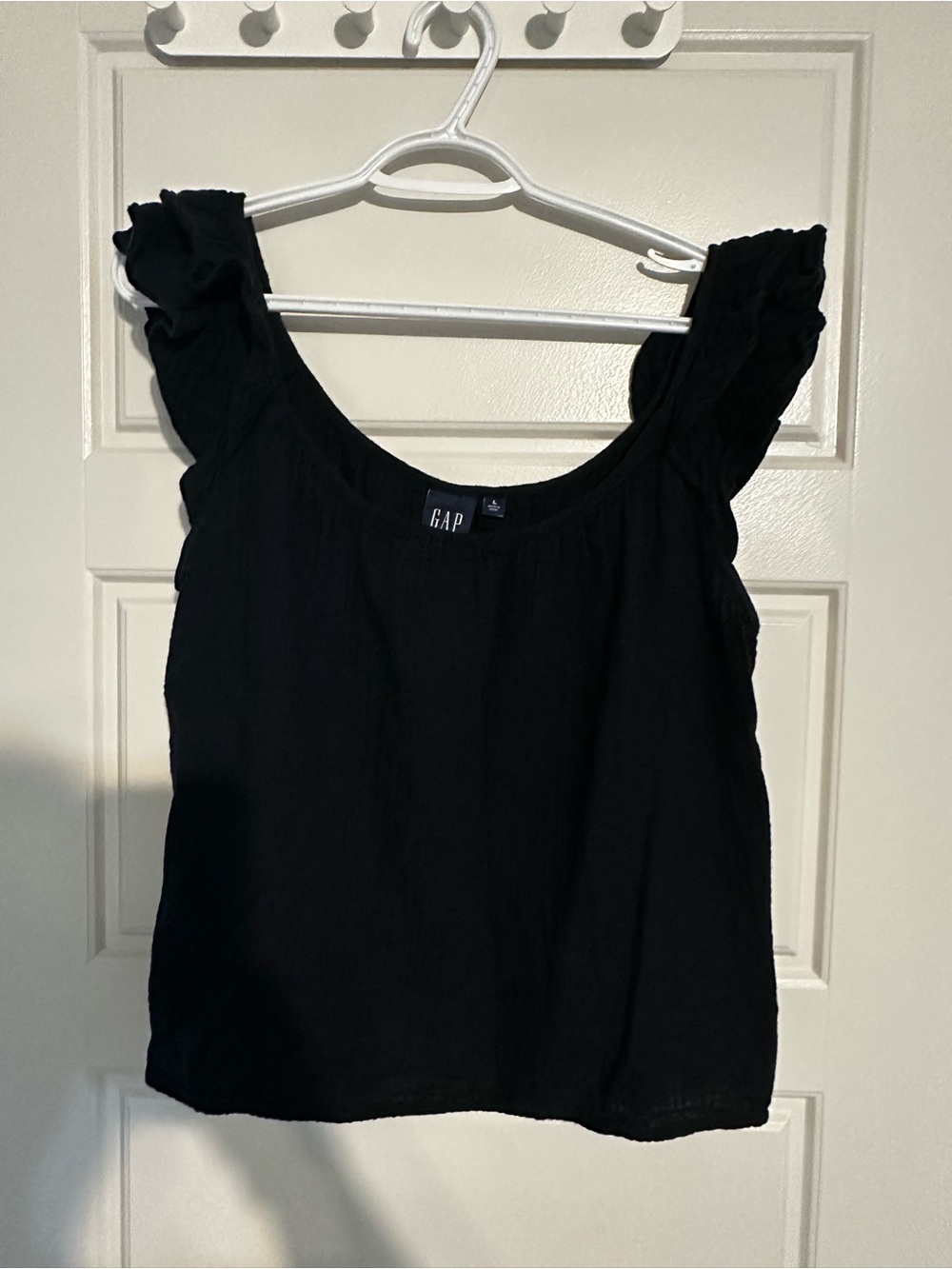 GAP Black Ruffle Strap Tank Top